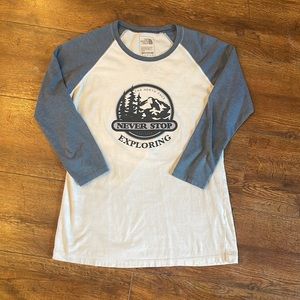 The North Face - Womens 3/4 sleeve Tee -Blue/White